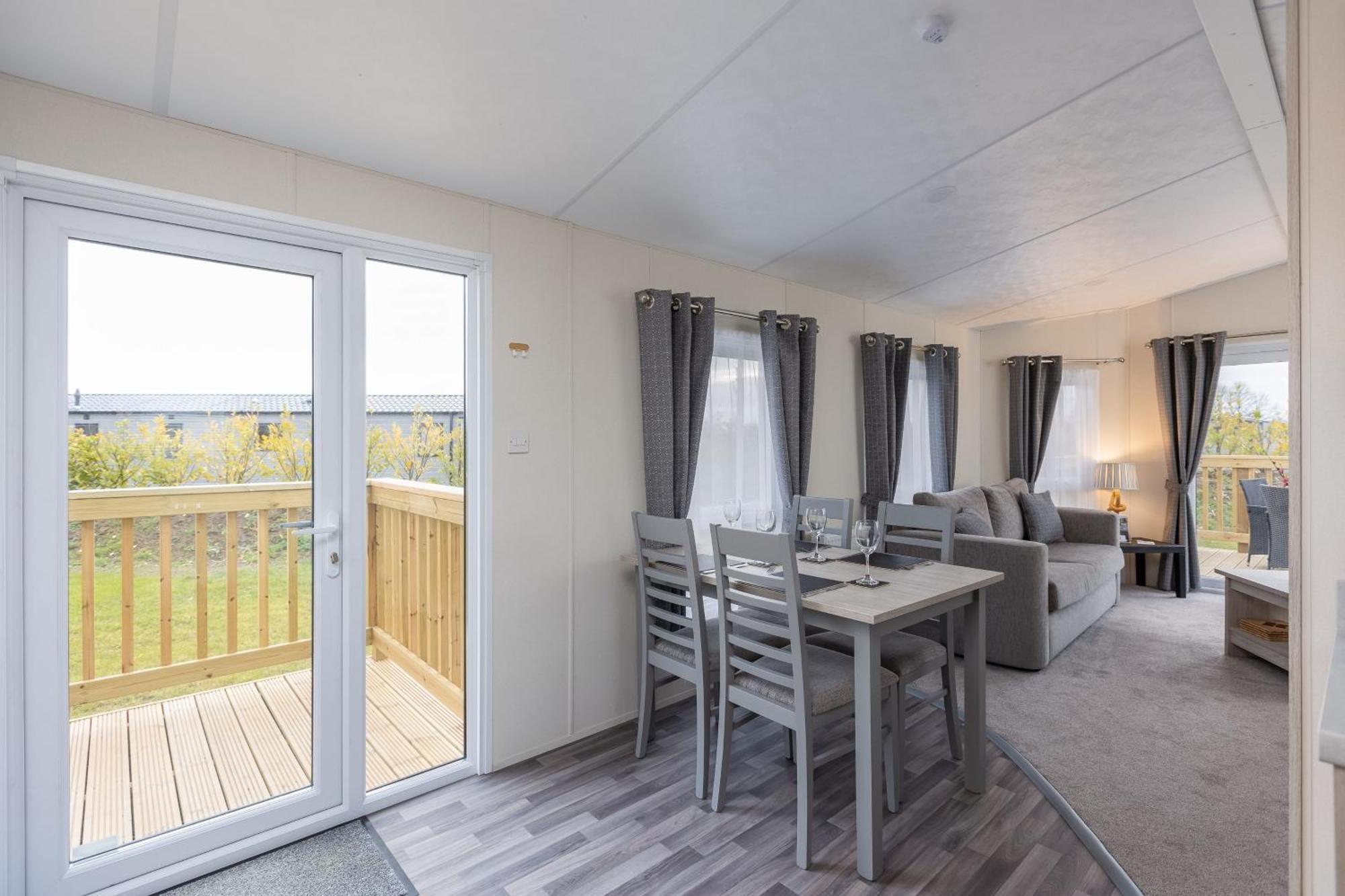 Deer View Lodge Close To Pickering Exterior foto